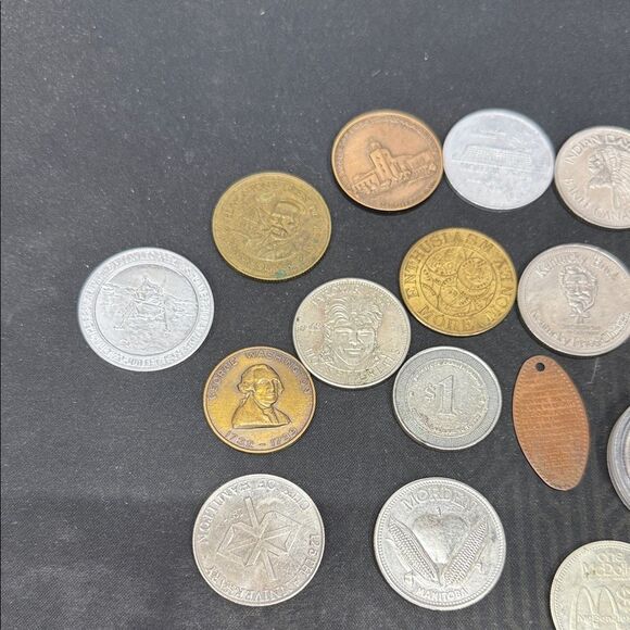 Assorted Vintage Coins Collection - Picture 2 of 3